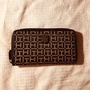 Tommy Hilfiger Wallet